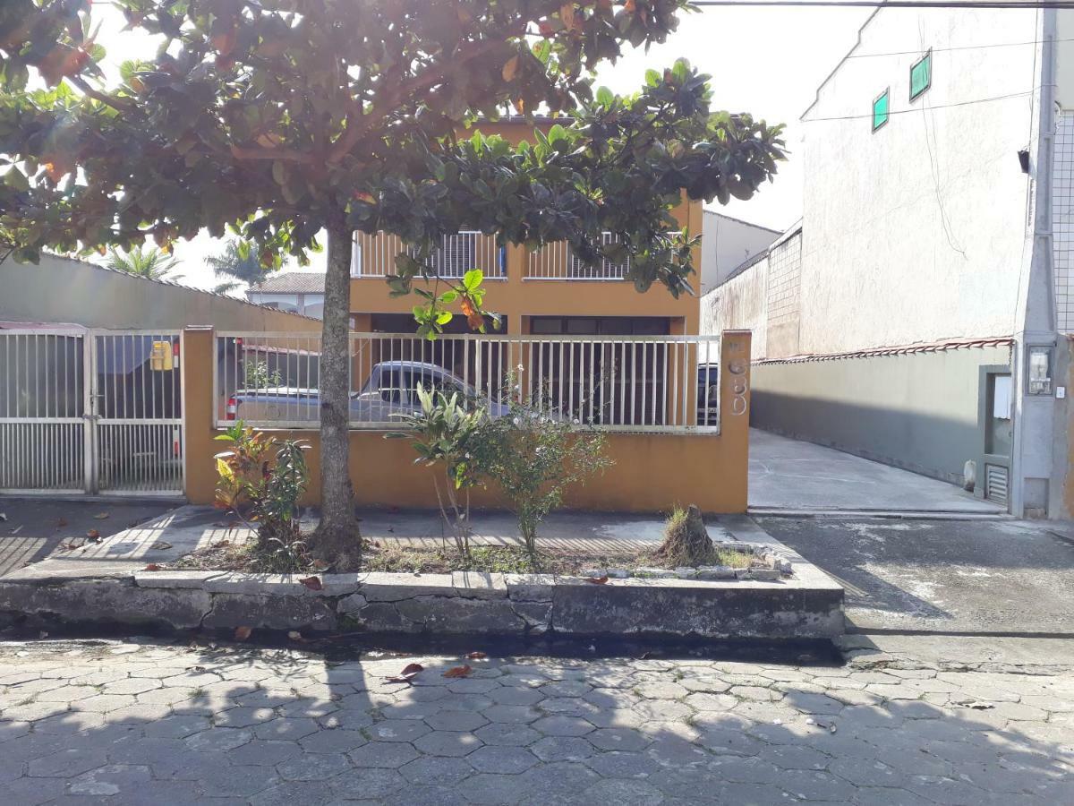 Pousada Vina Del Mar Itanhaém 外观 照片